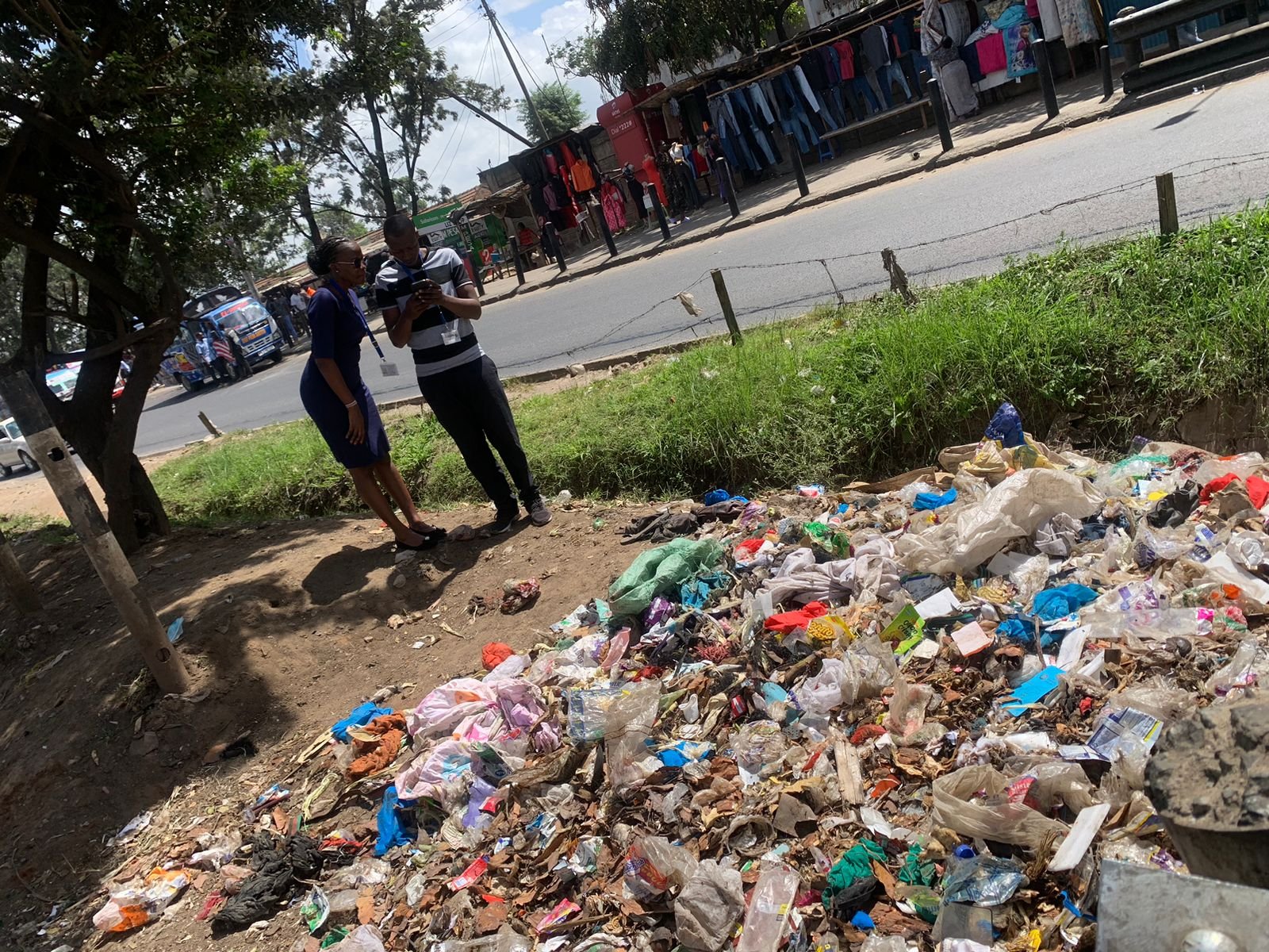 Mappers mapping dumpsite areas in Nairobi